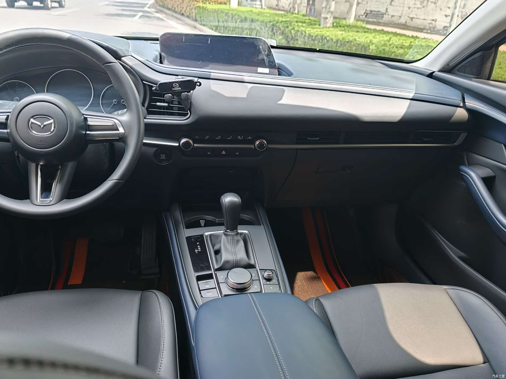 Mazda CX-30, 2022 9