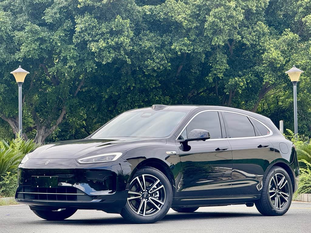 AITO M5