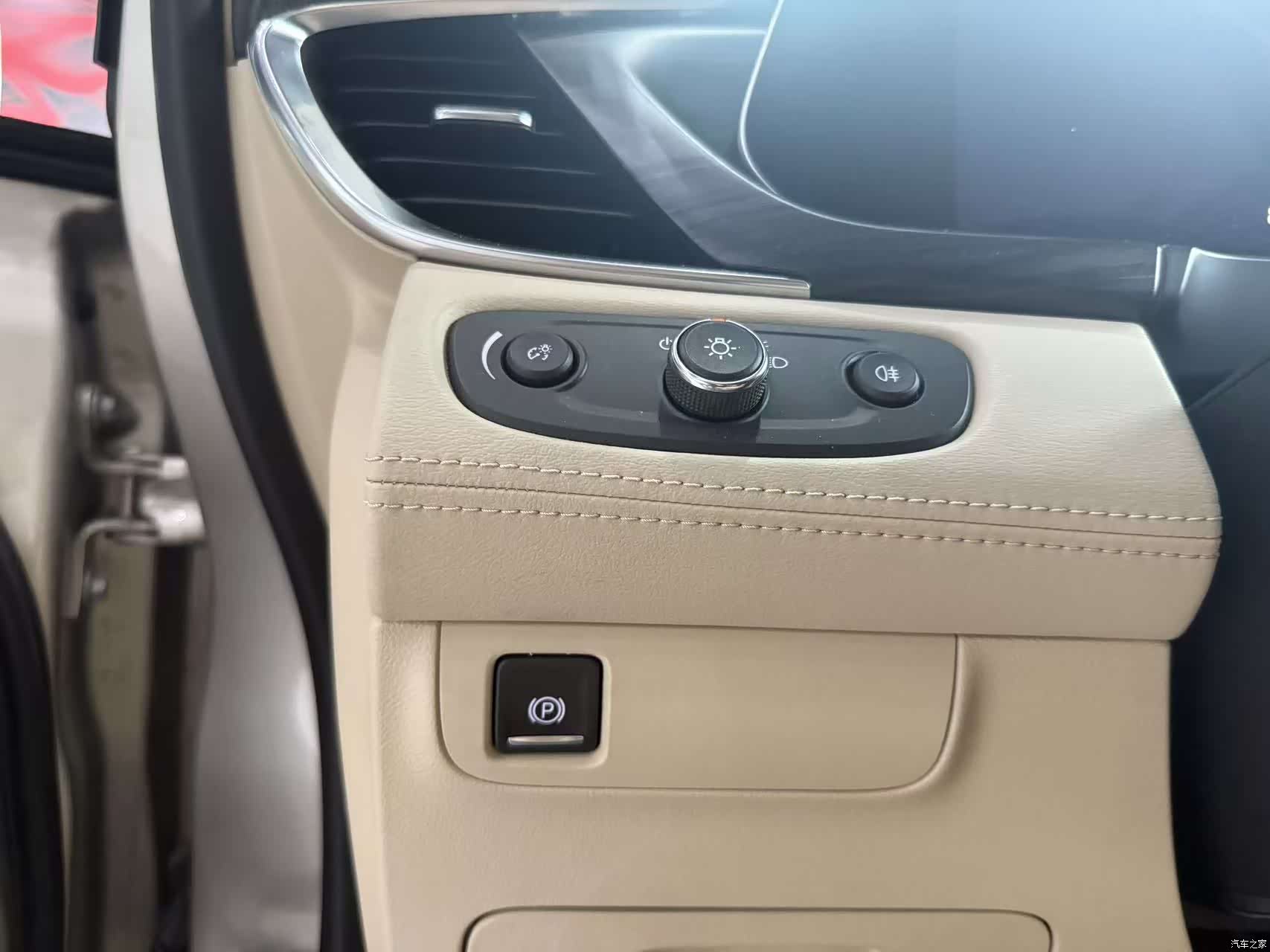 Buick GL8, 2022 10