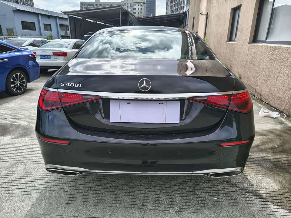 Mercedes-Benz S-class Mercedes-Benz S-class