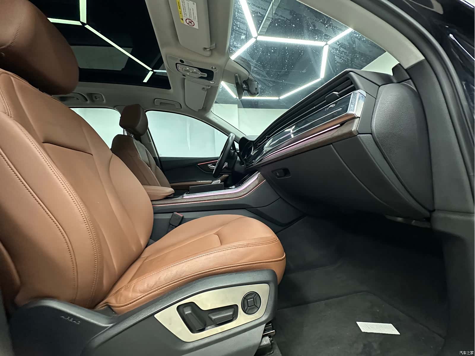 Audi Q7, 2020 11