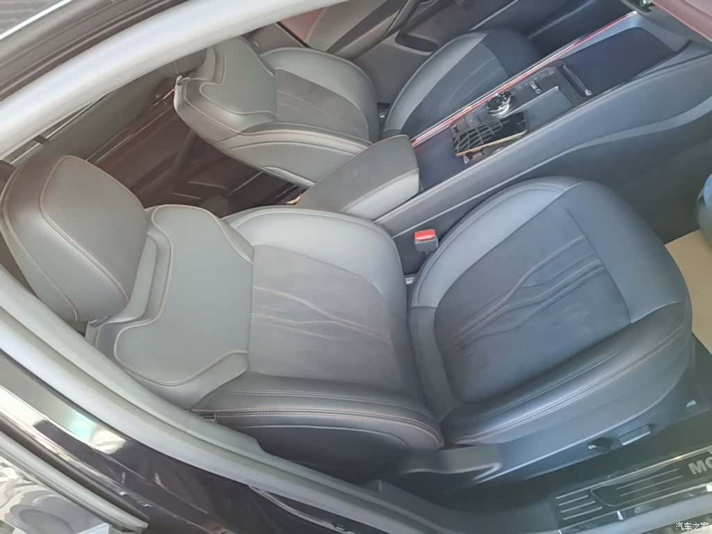 Ford Mondeo, 2022 25