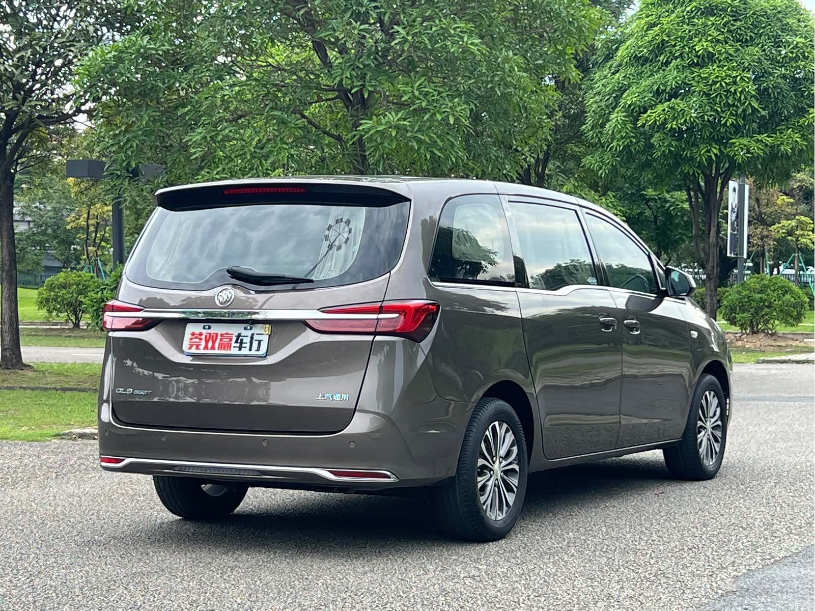 Buick GL8, 2022 7