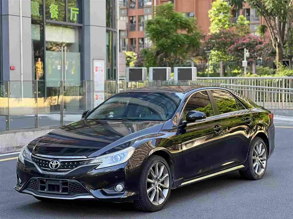 Toyota Reiz Toyota Reiz