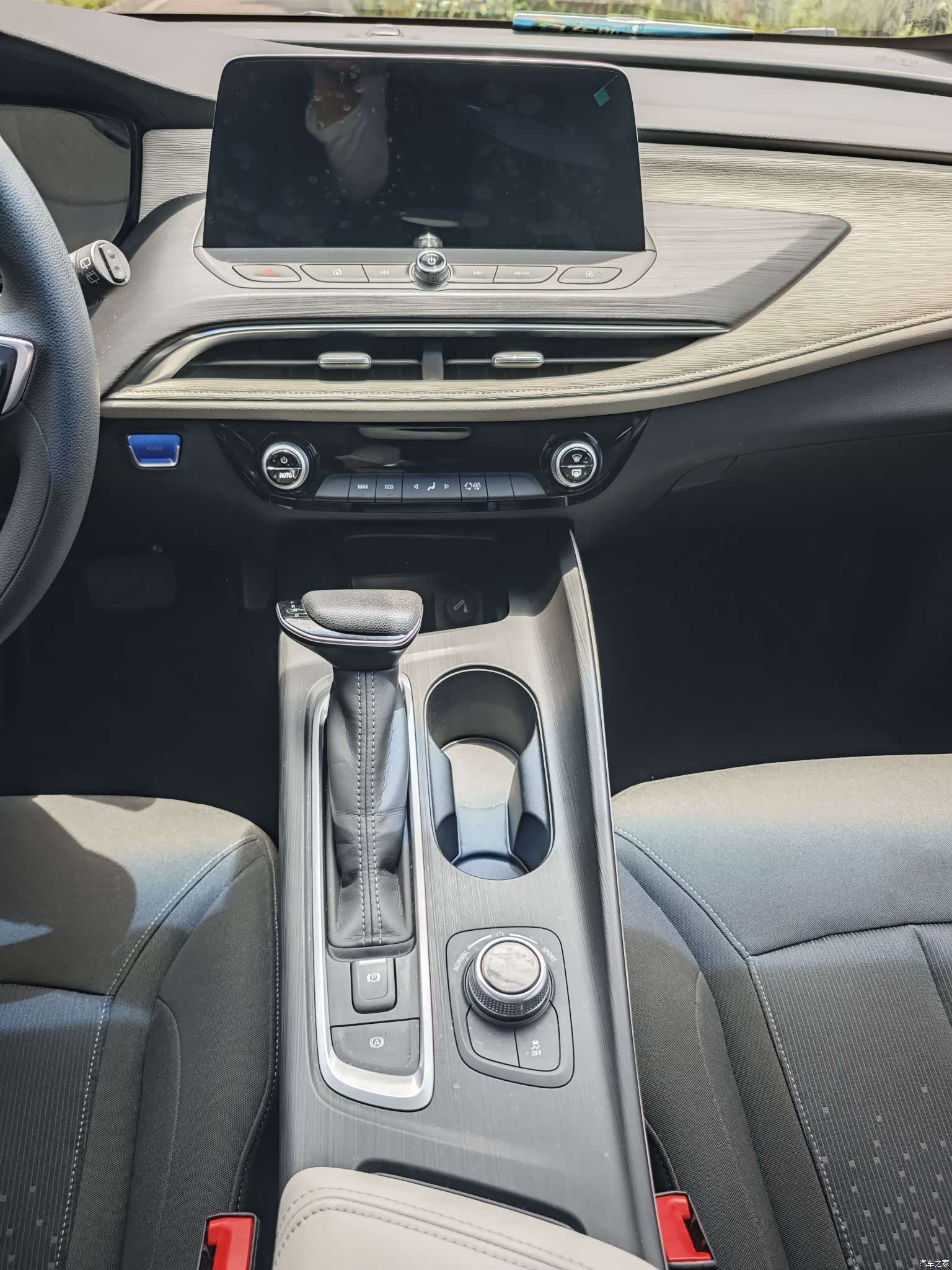 Buick Velite, 2020 10