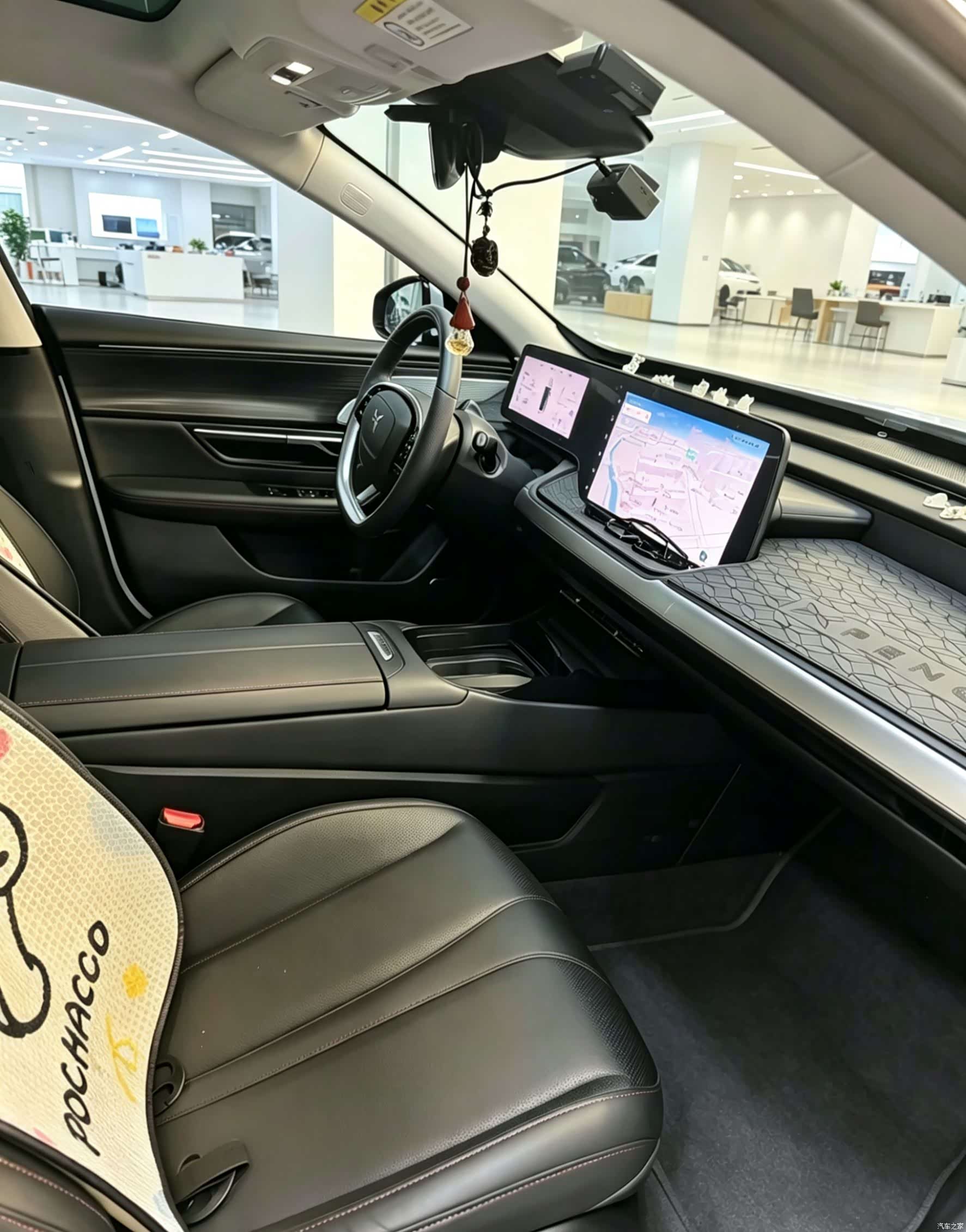 Xpeng P7, 2022 10