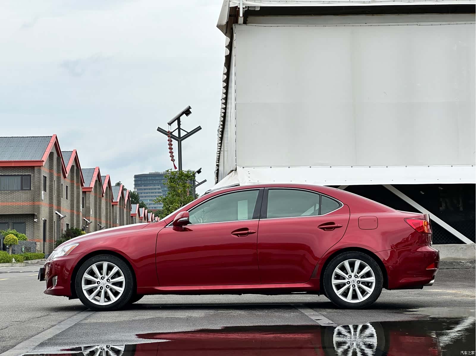 Lexus IS, 2010 7