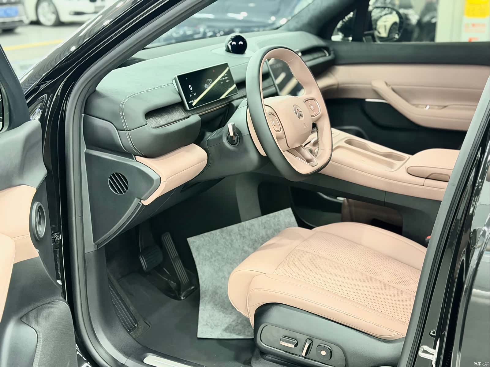 NIO EC6, 2024 8