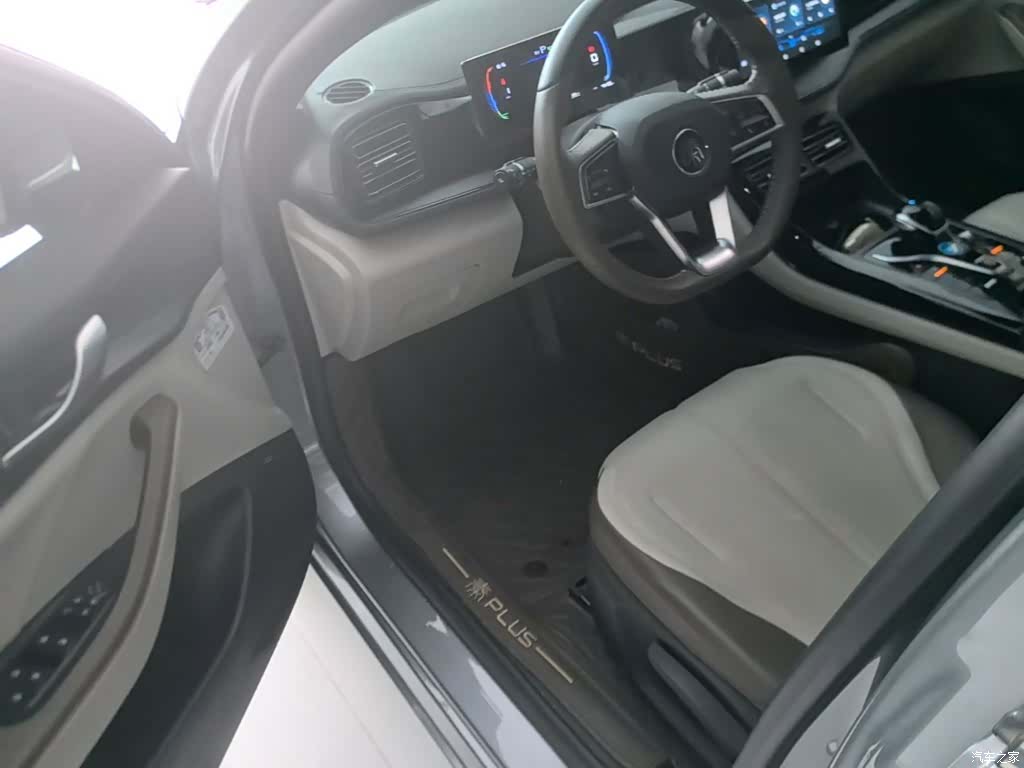 BYD Qin, 2024 16