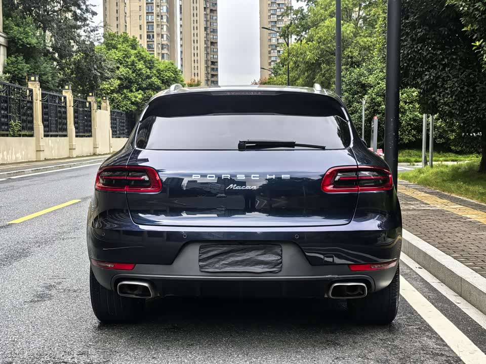 Porsche Macan