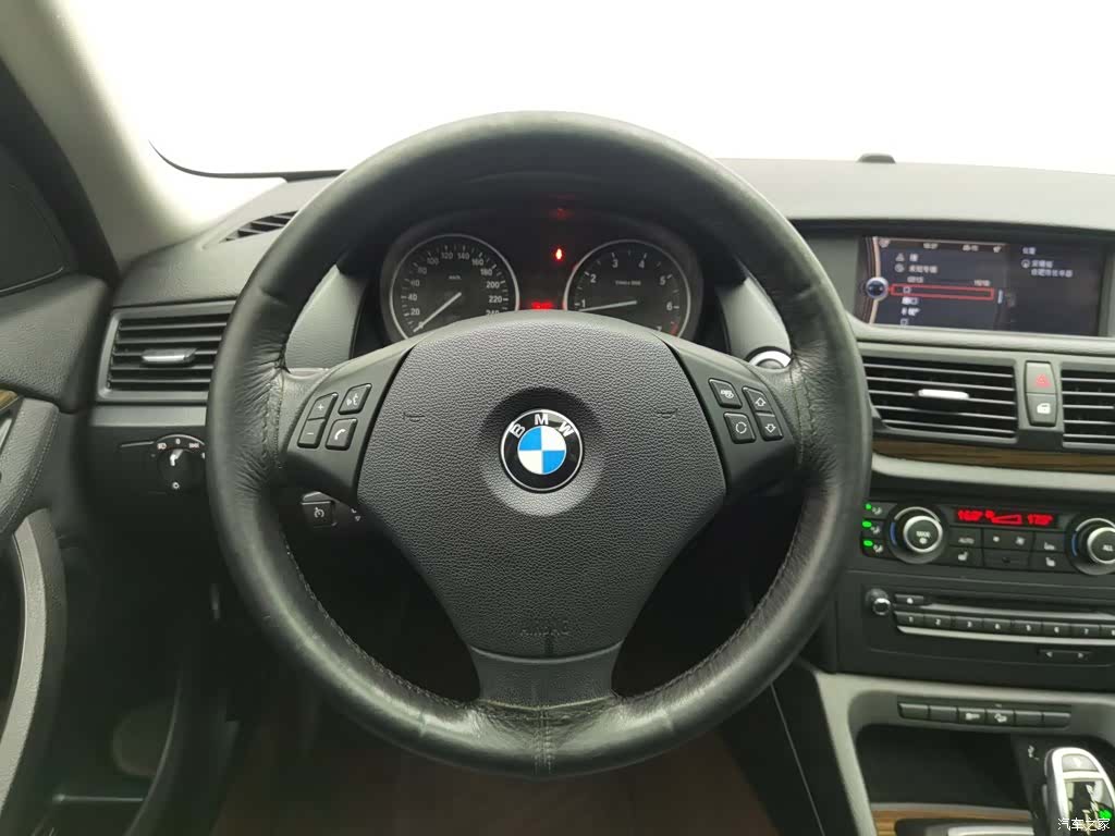 BMW X1, 2012 11