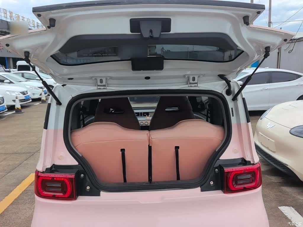 Wuling MINIEV, 2021 19