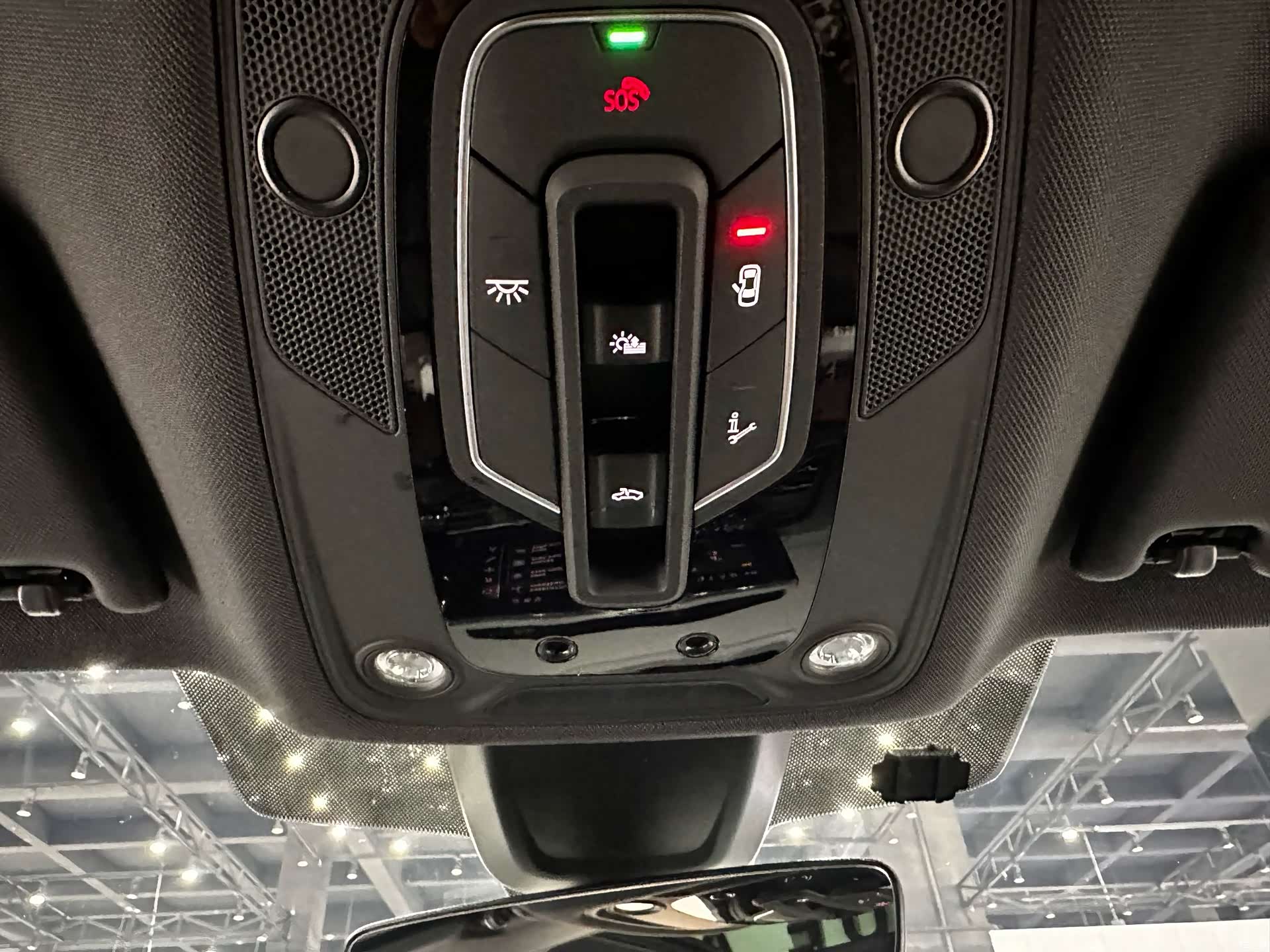 Audi Q5L, 2024 13