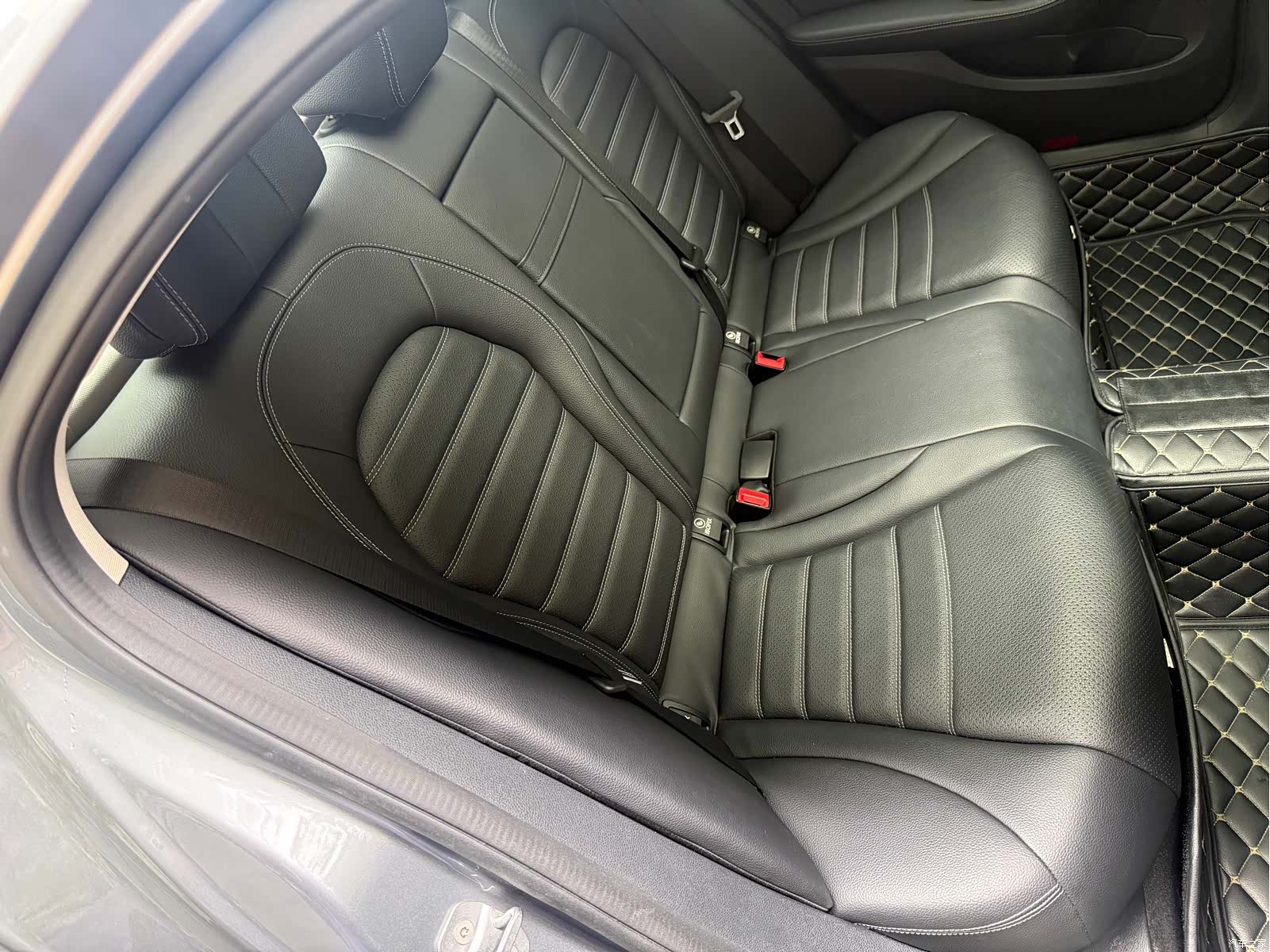 Mercedes-Benz C-Class, 2016 8