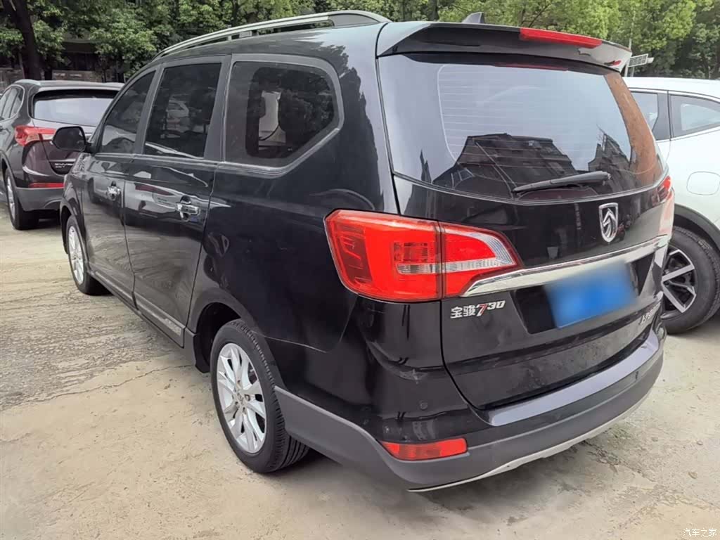 Wuling 730, 2018 все фото