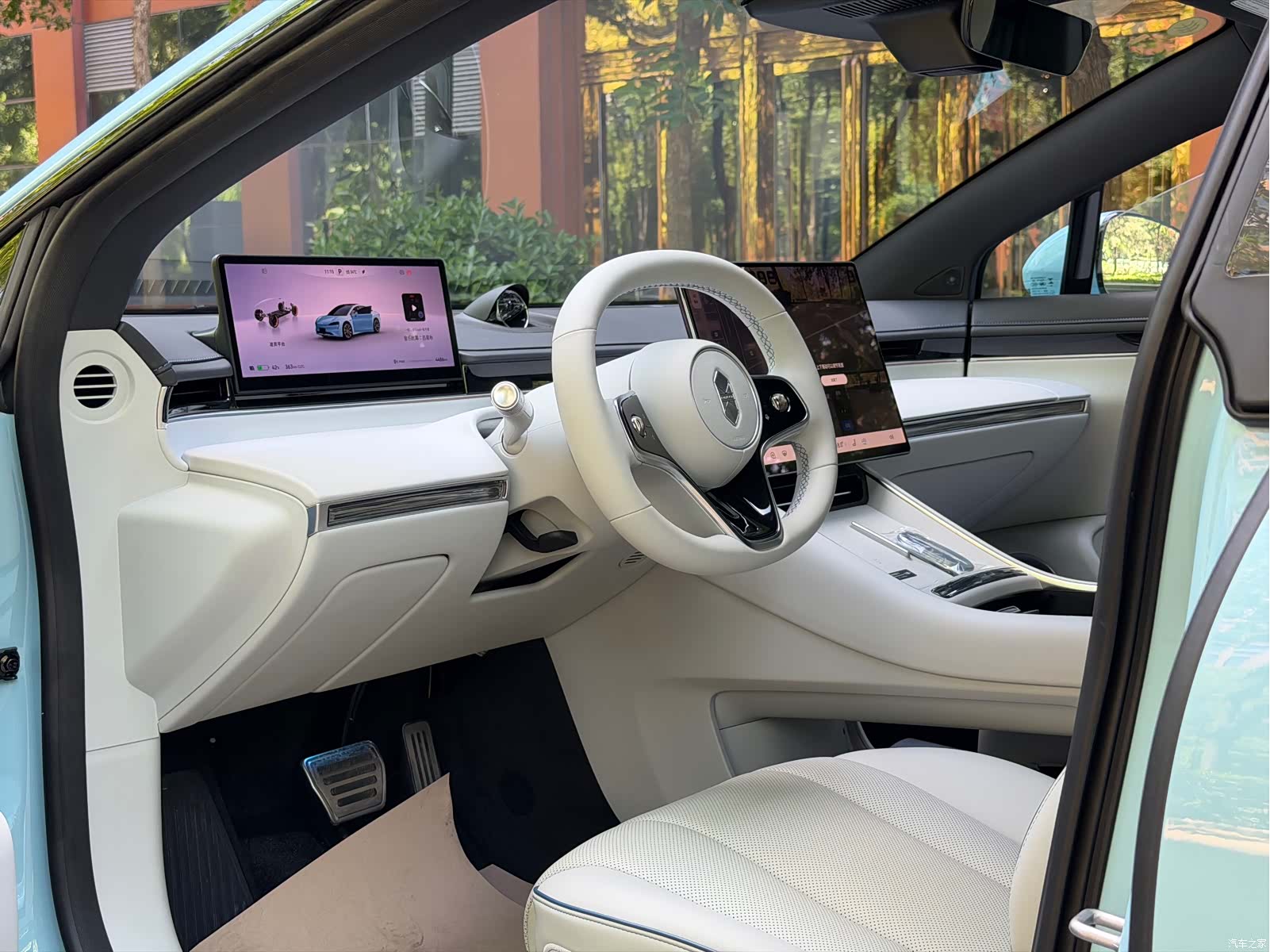 Luxeed S7, 2025 10