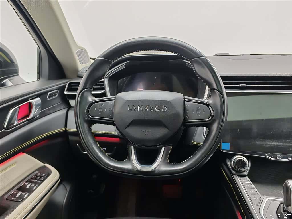 Lynk & Co 02, 2021 11