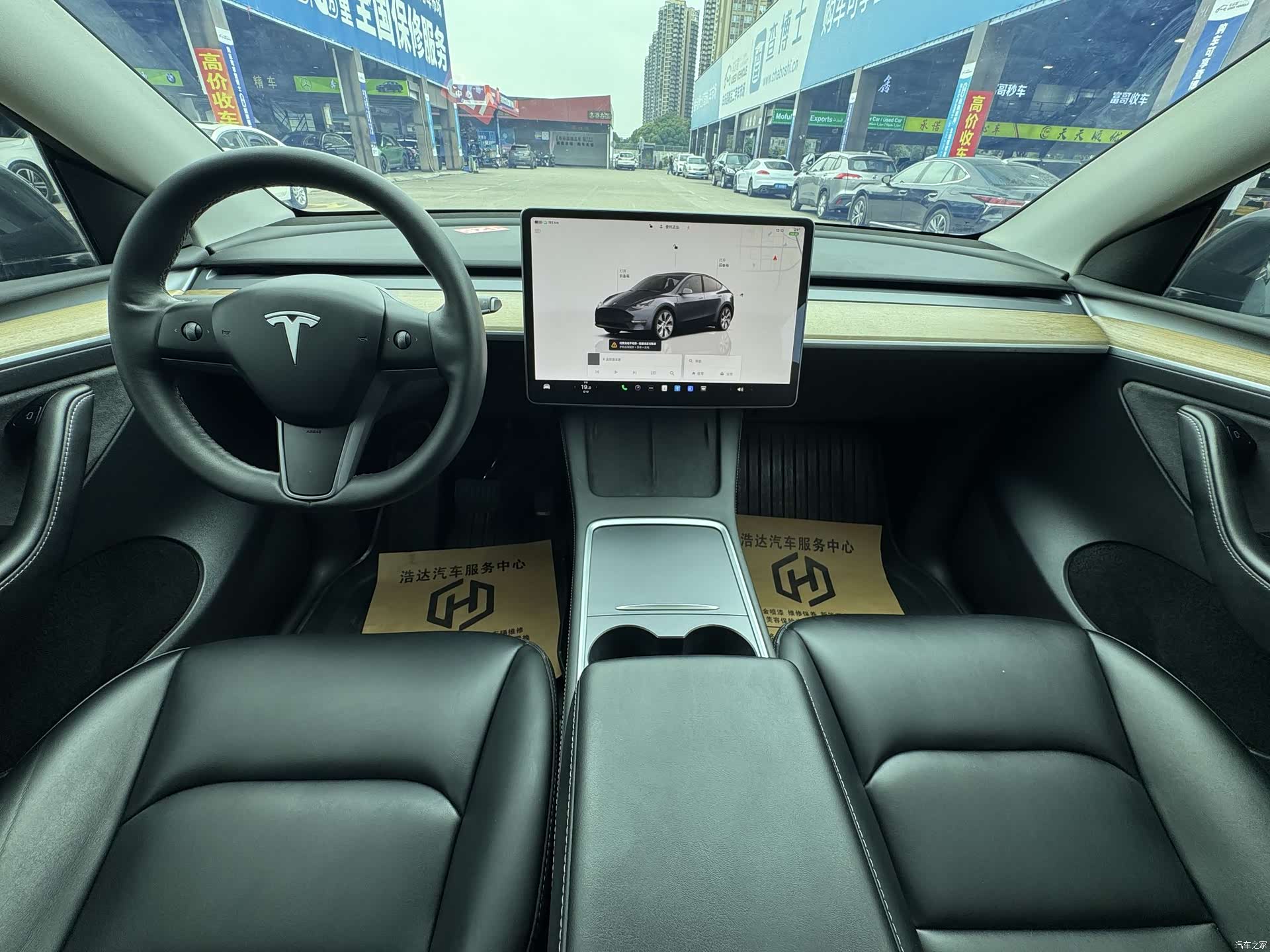 Tesla Model Y, 2022 15
