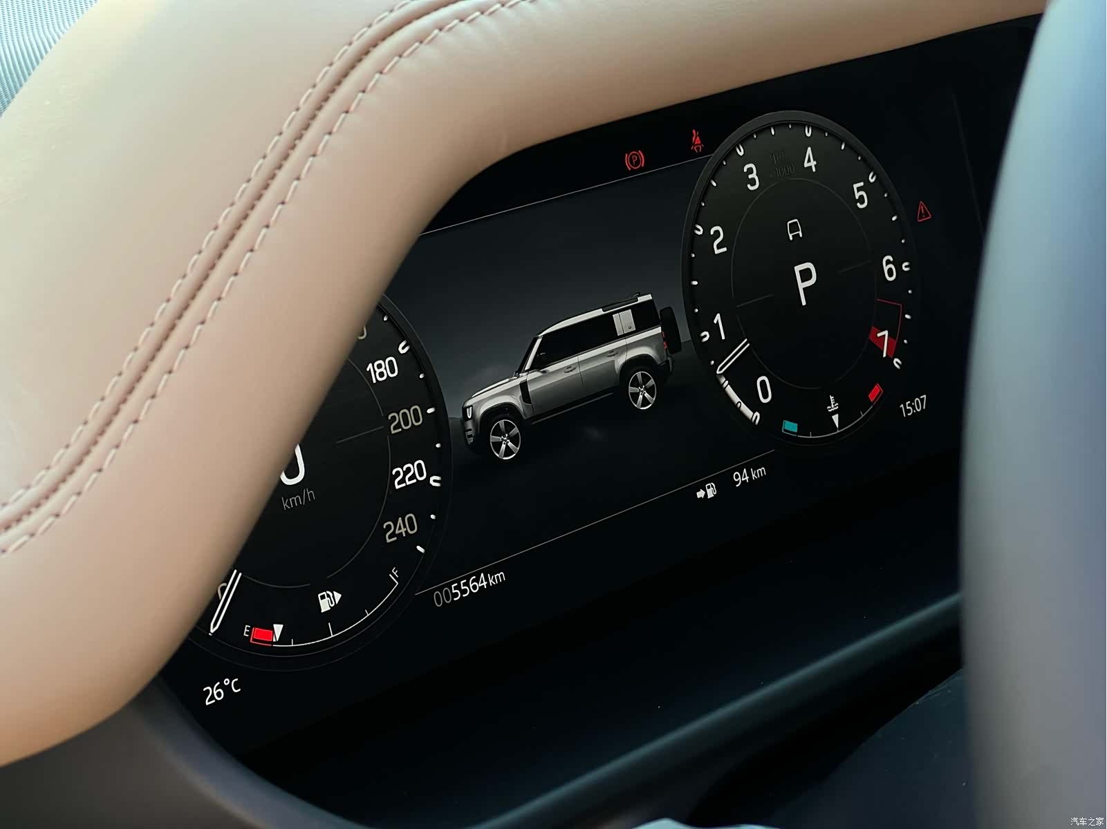 Land Rover Defender, 2026 4