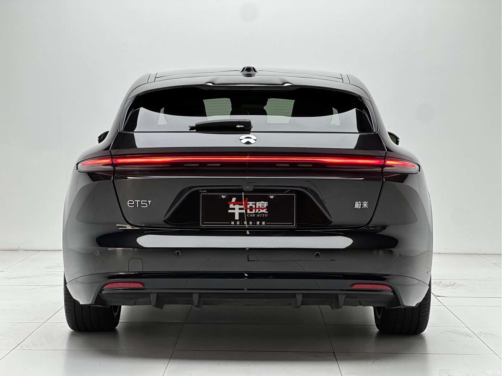 NIO ET5, 2025 все фото