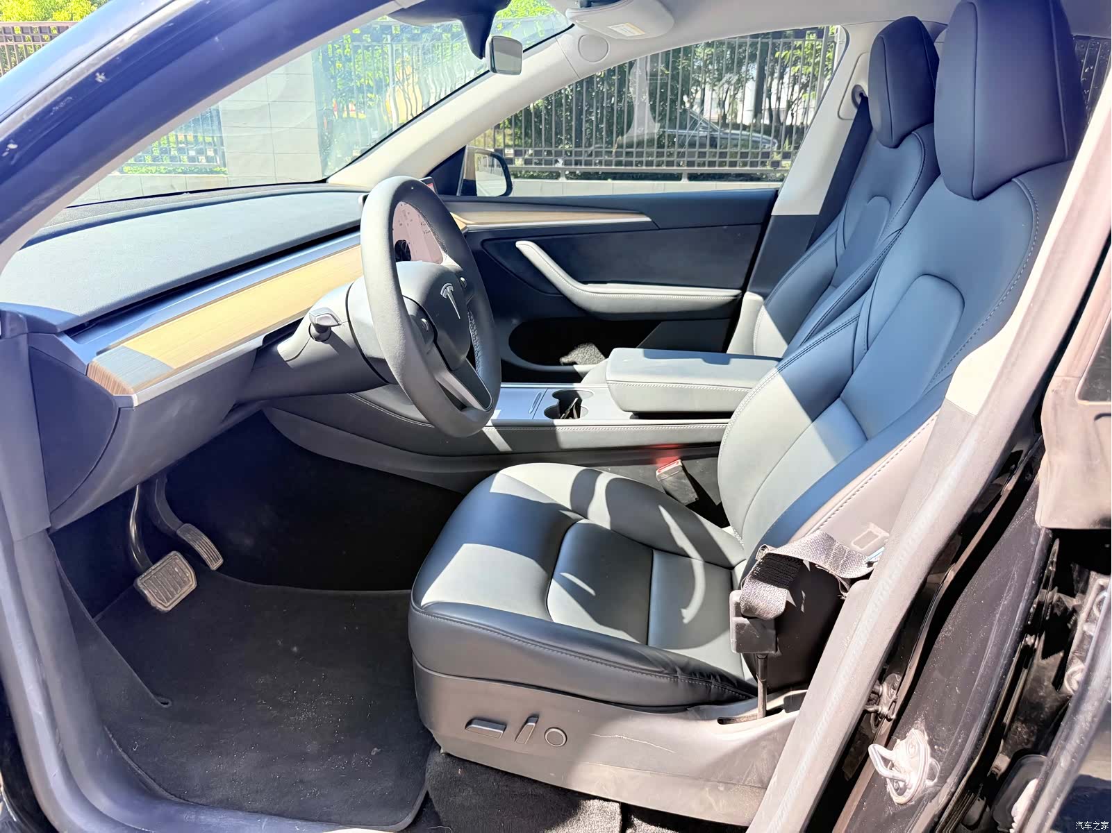 Tesla Model Y, 2022 7