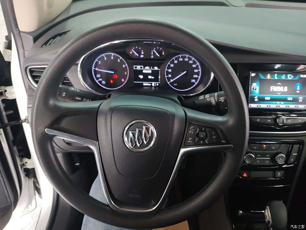 Buick Encore, 2019 7