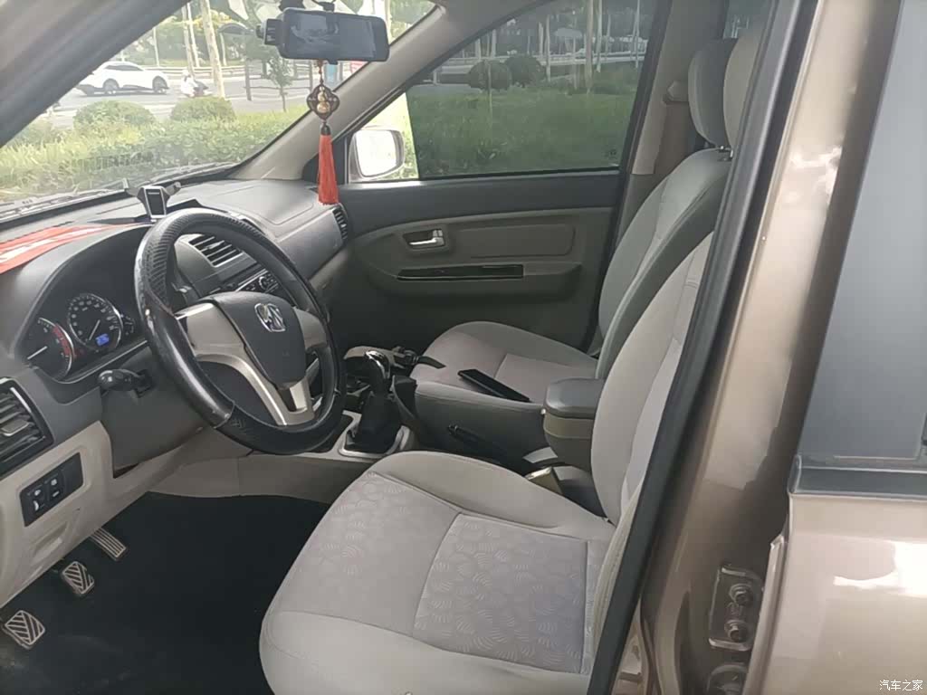 BAIC M20, 2016 15