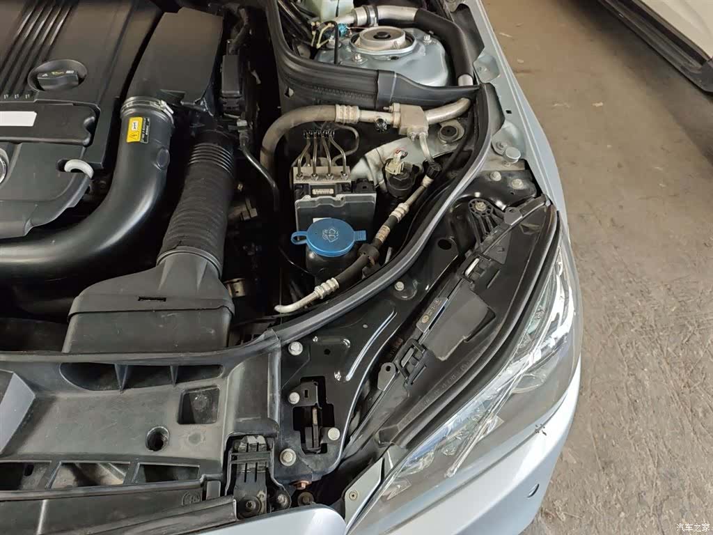 Mercedes-Benz E-Class, 2014 22