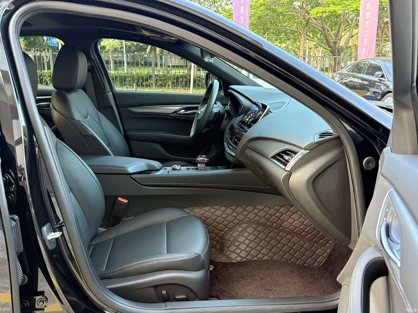 Cadillac CT5, 2023 12