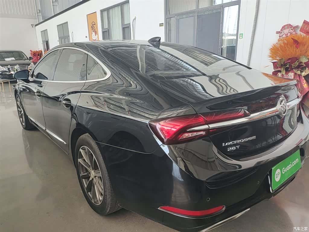 Buick LaCrosse, 2020 все фото