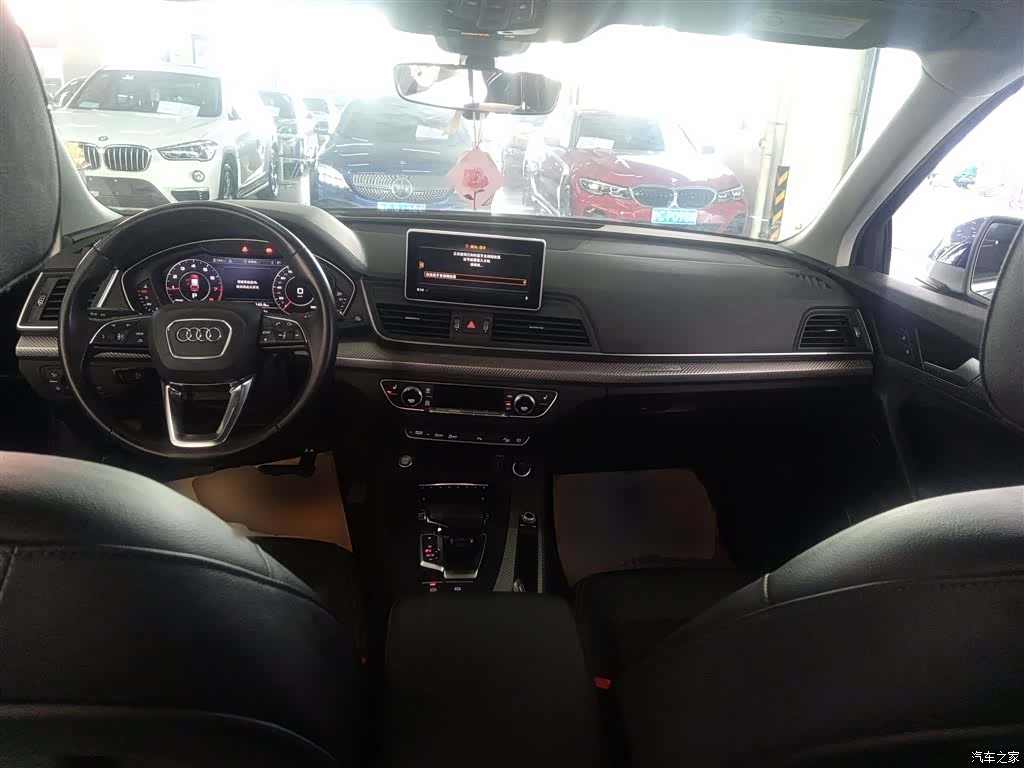 Audi Q5L, 2019 6