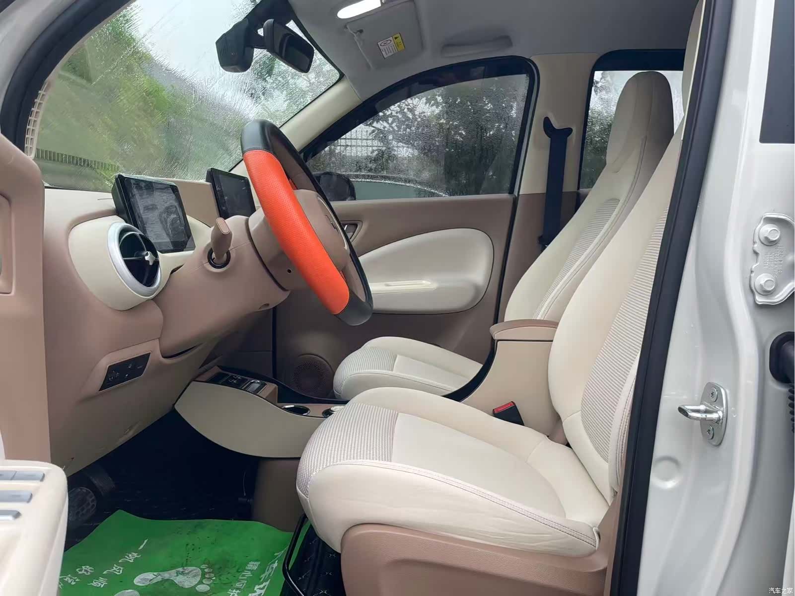 Wuling MINIEV, 2025 4