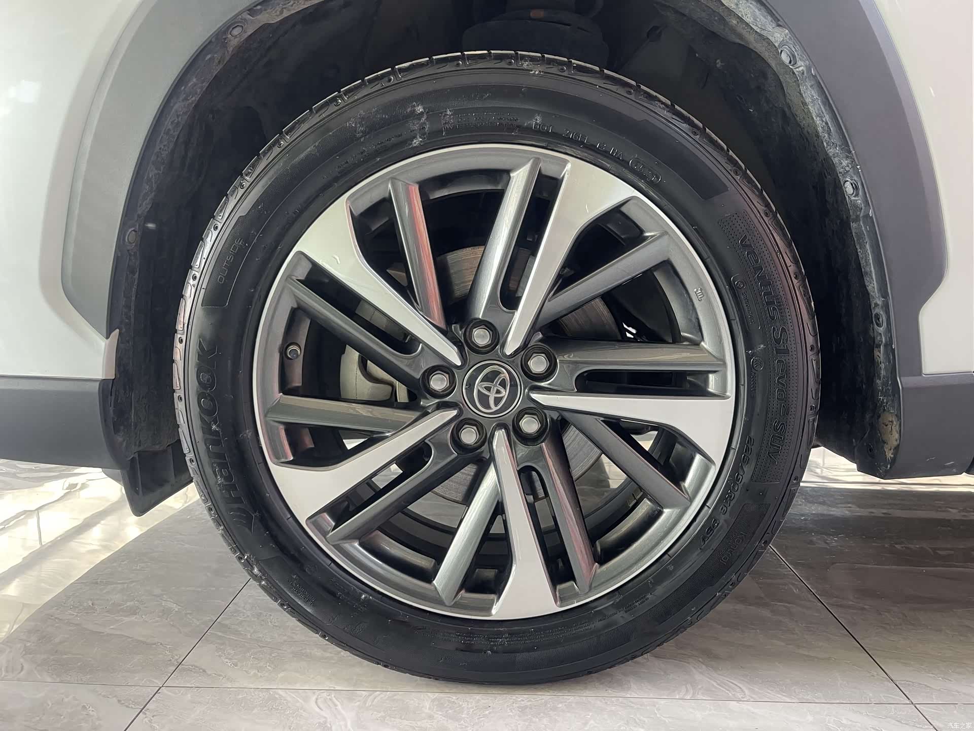 Toyota Frontlander, 2022 10