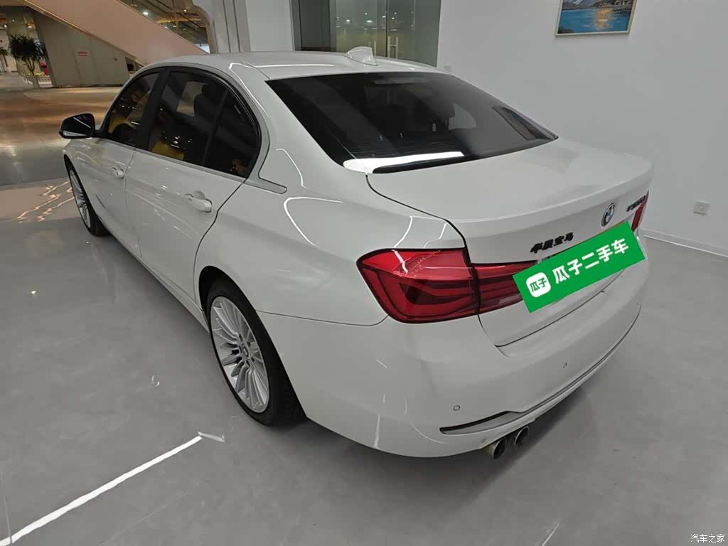 BMW 3 Series, 2018 все фото