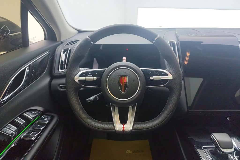 Hongqi HS3, 2024 15