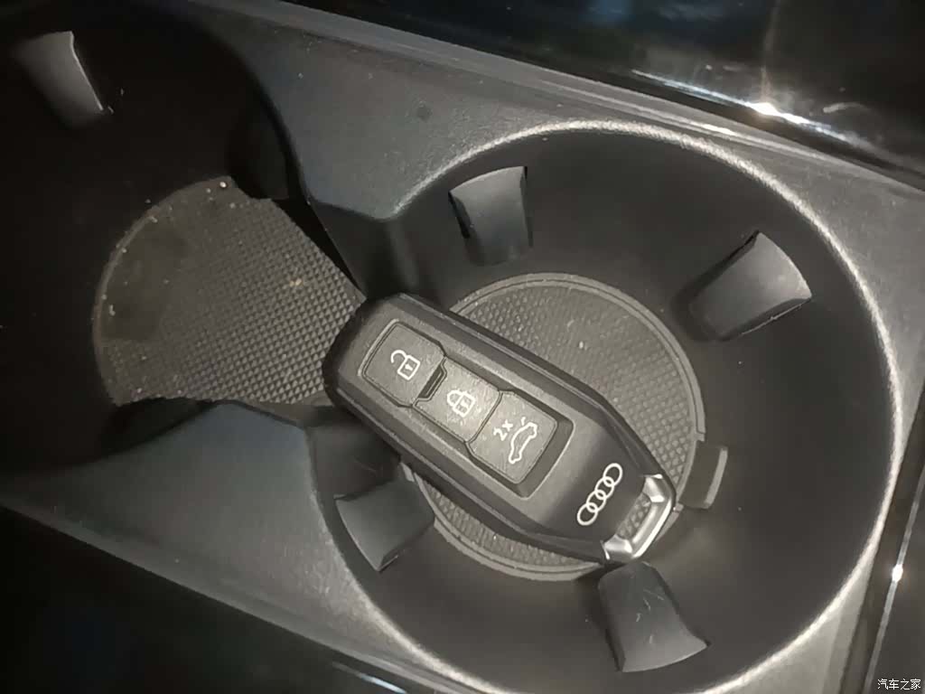 Audi e-tron, 2025 17