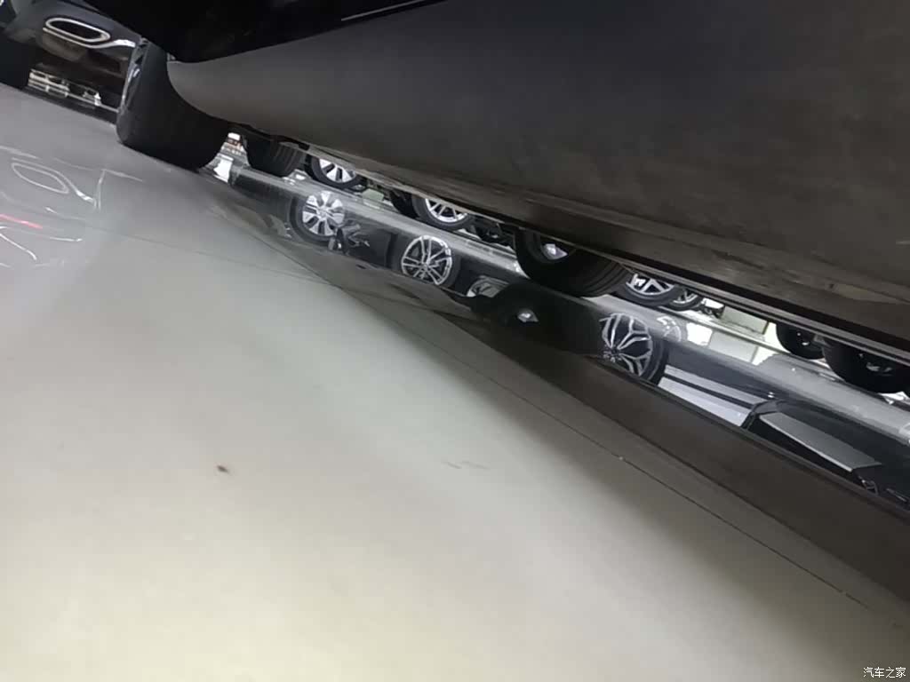 Tesla Model Y, 2023 22