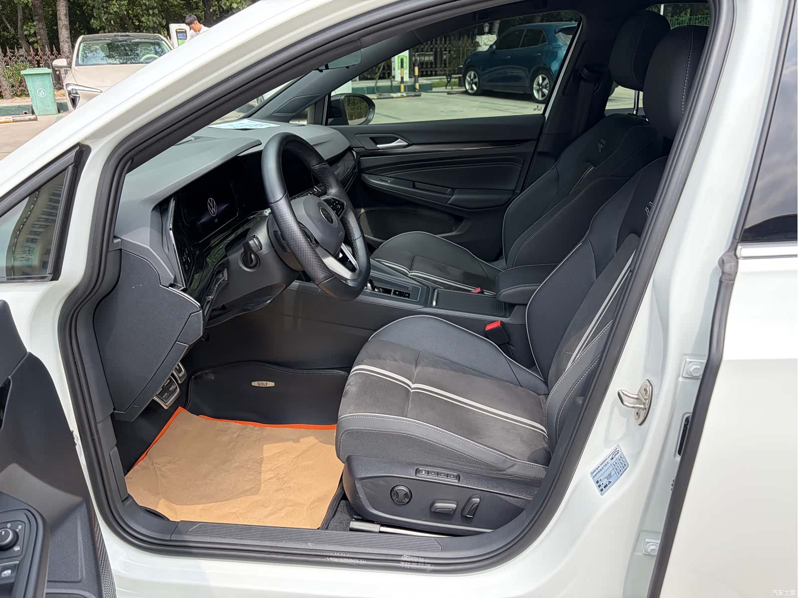 Volkswagen Golf, 2022 9