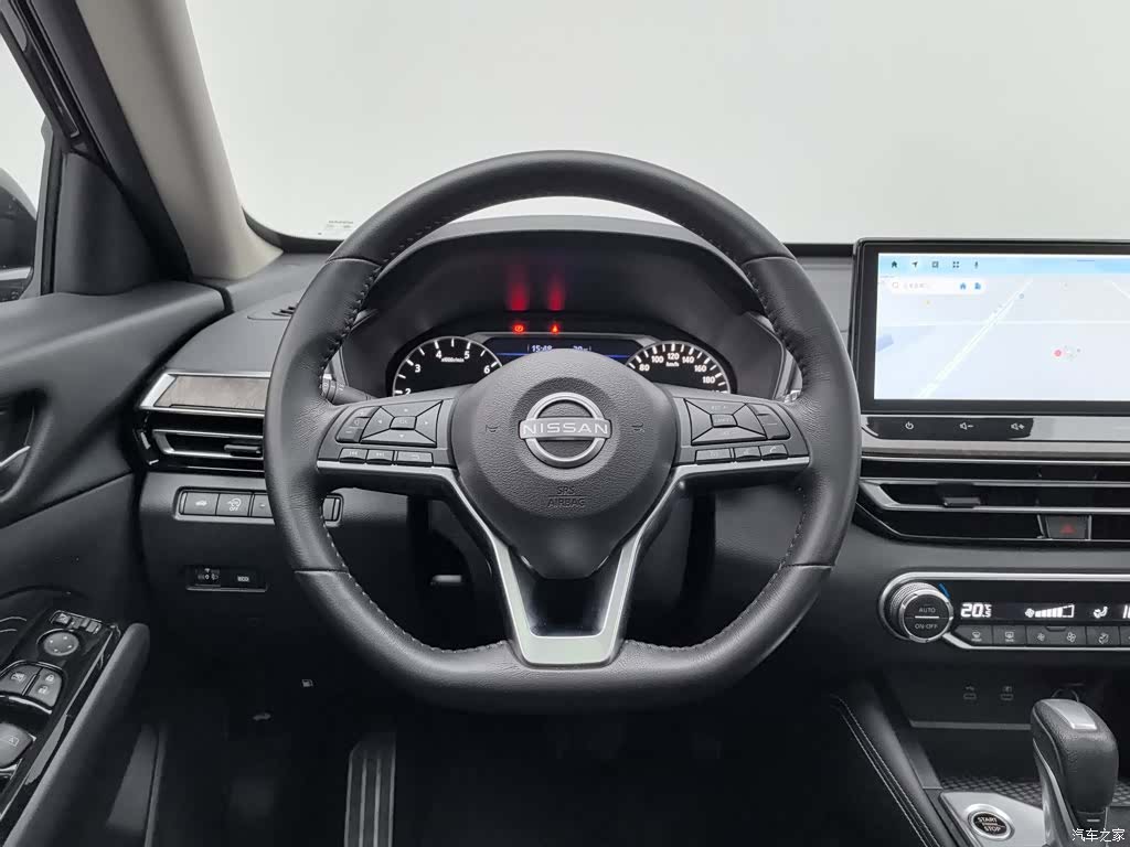 Nissan Teana, 2024 11