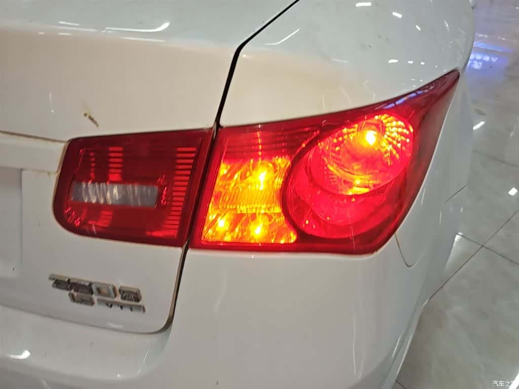 Roewe 350, 2015 8