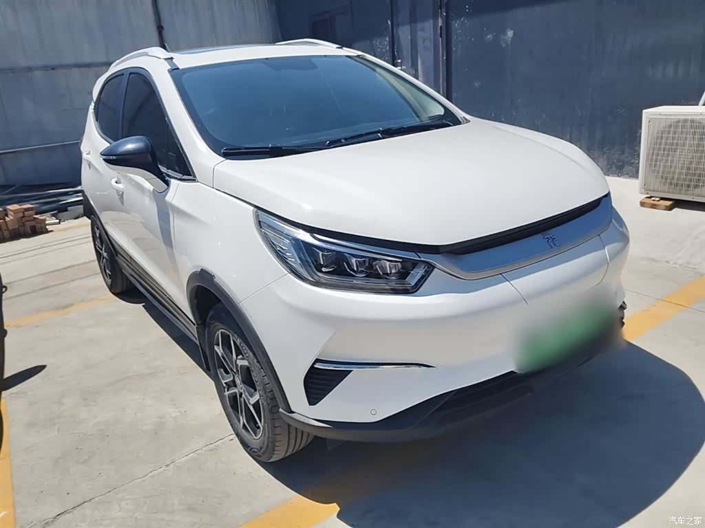 BYD Yuan, 2022 4
