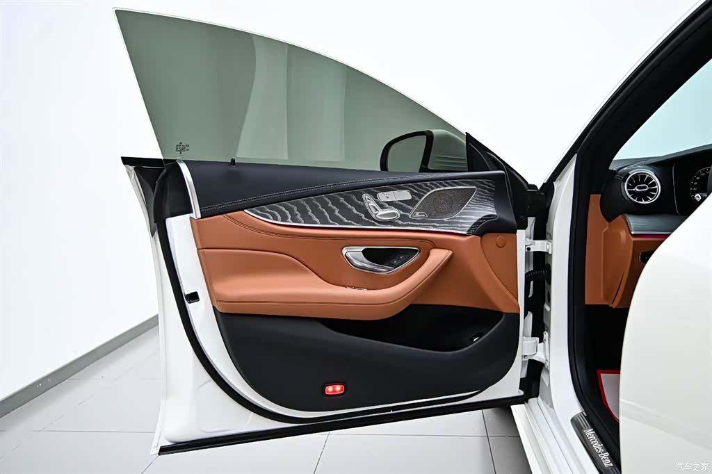 Mercedes-Benz CLS, 2024 20