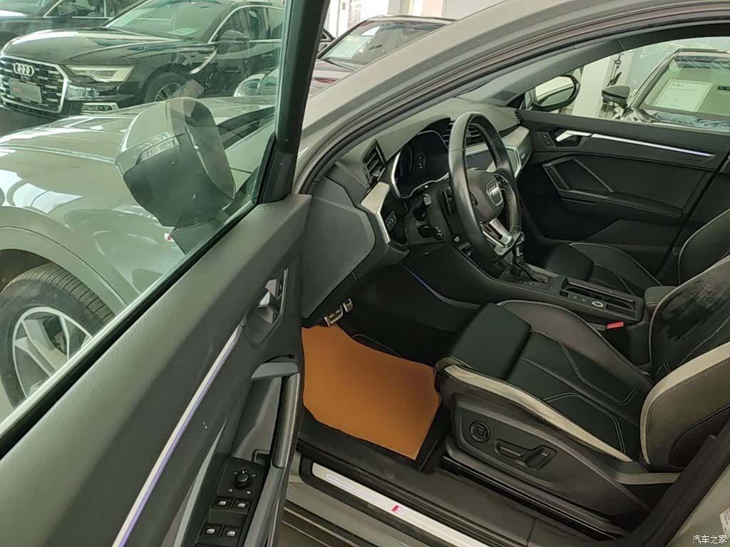Audi Q3, 2024 16
