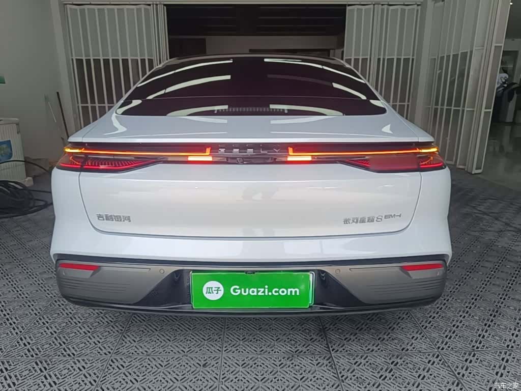 Geely 8, 2025 6