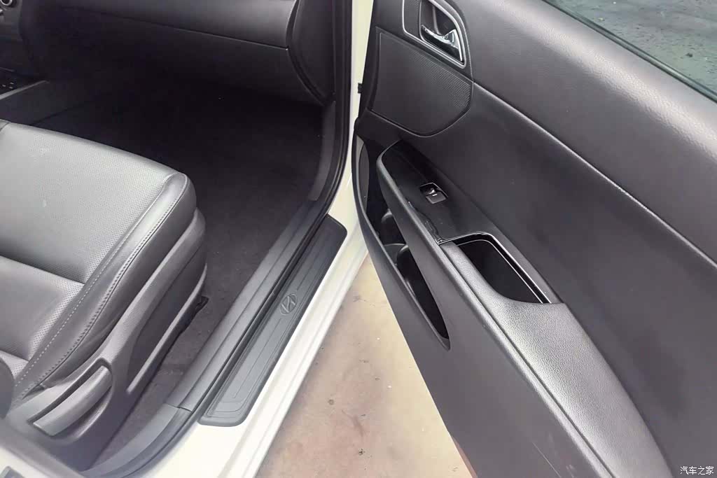 Hyundai GLS, 2017 8