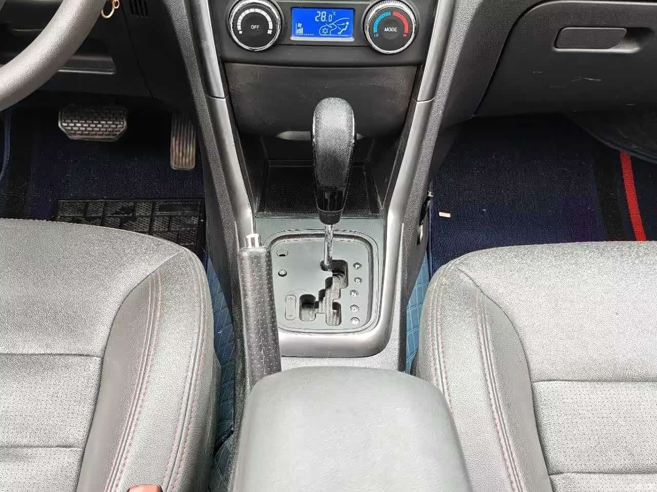 Chery 3, 2015 25