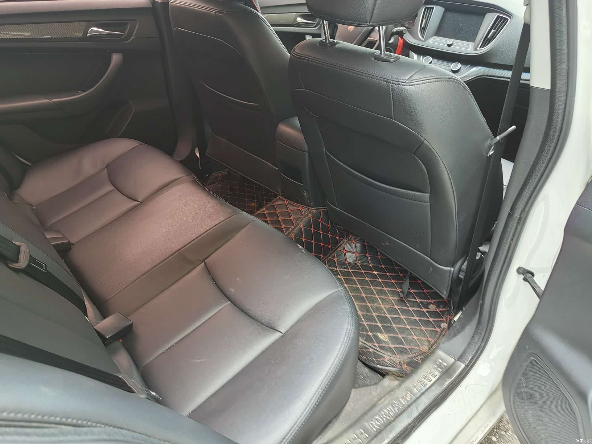 Roewe 360, 2017 14