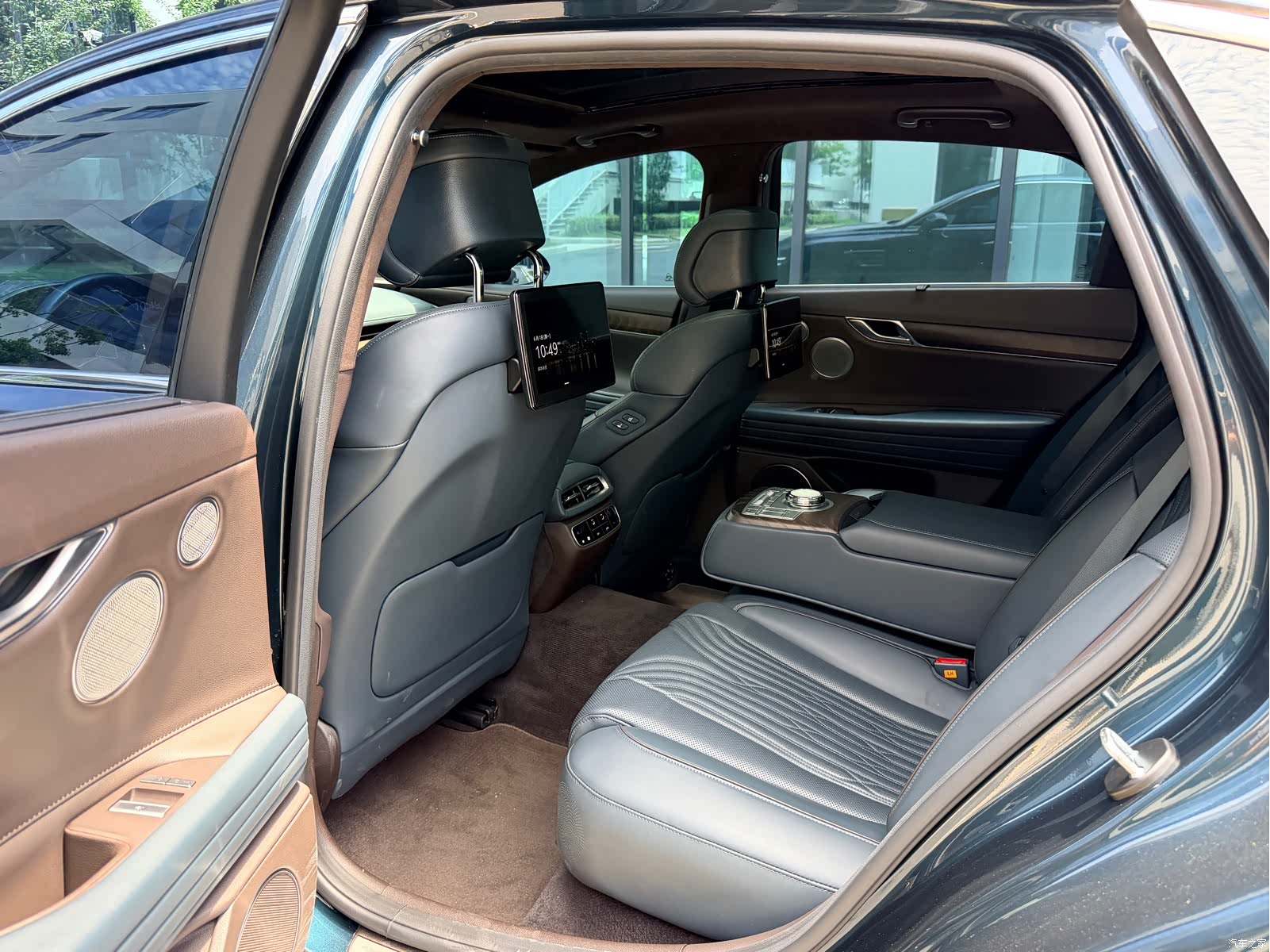 Genesis G80, 2023 9