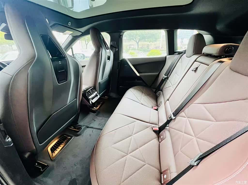 BMW iX, 2023 19