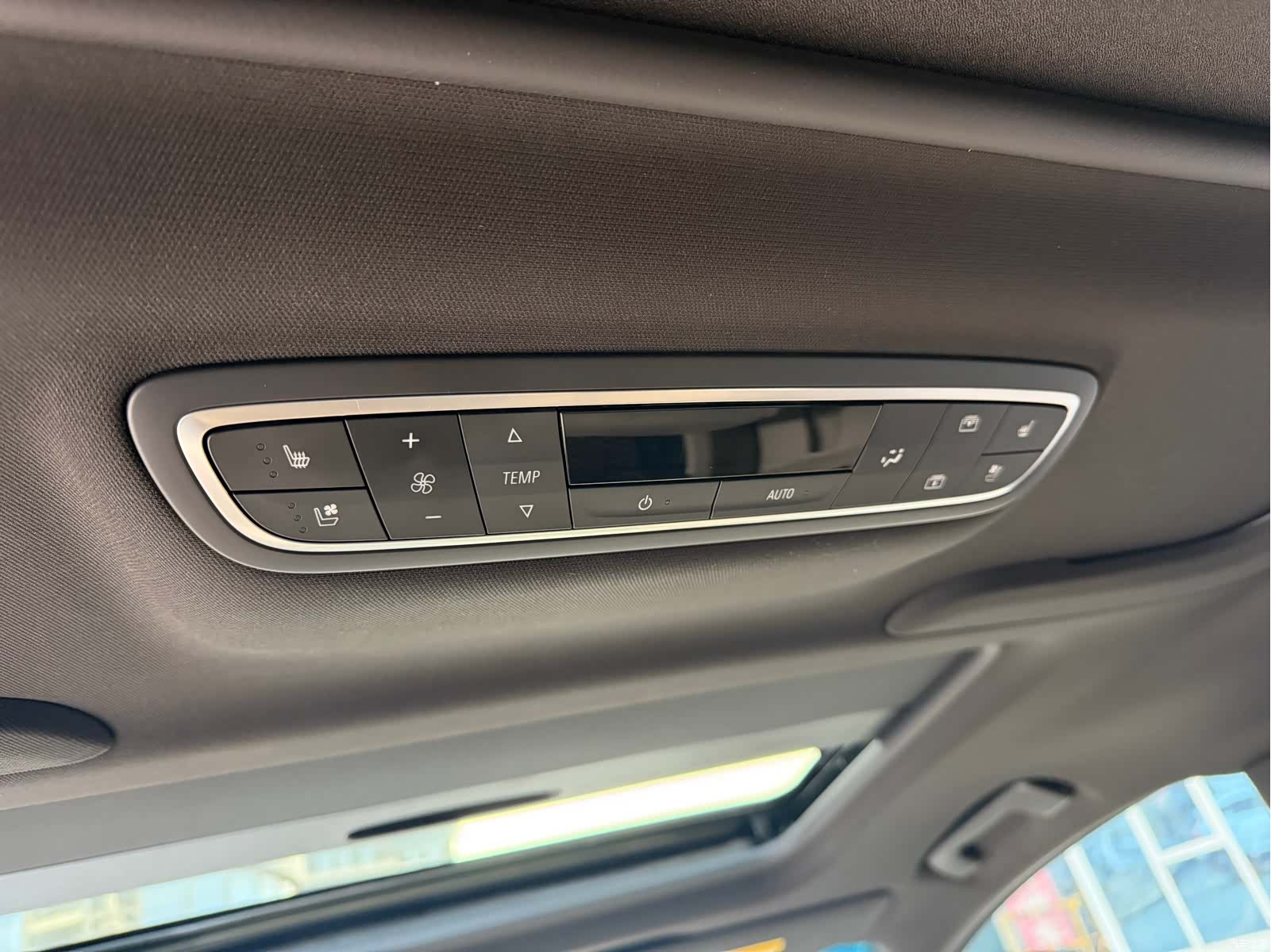 Buick GL8, 2022 13